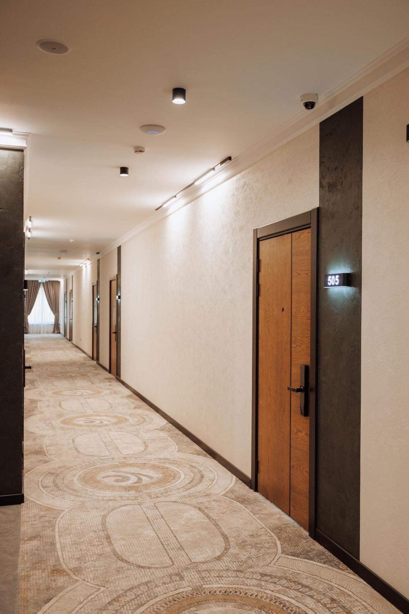 Aurum Garden Hotel Simkent Kültér fotó