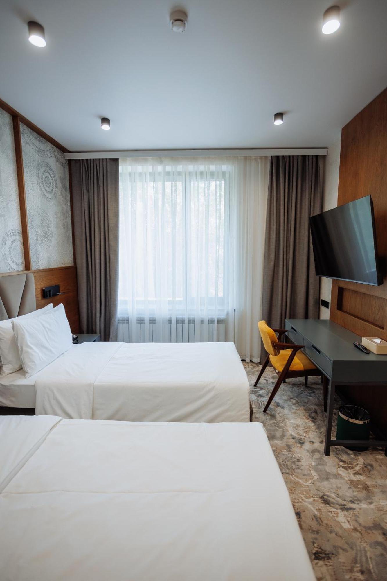 Aurum Garden Hotel Simkent Kültér fotó