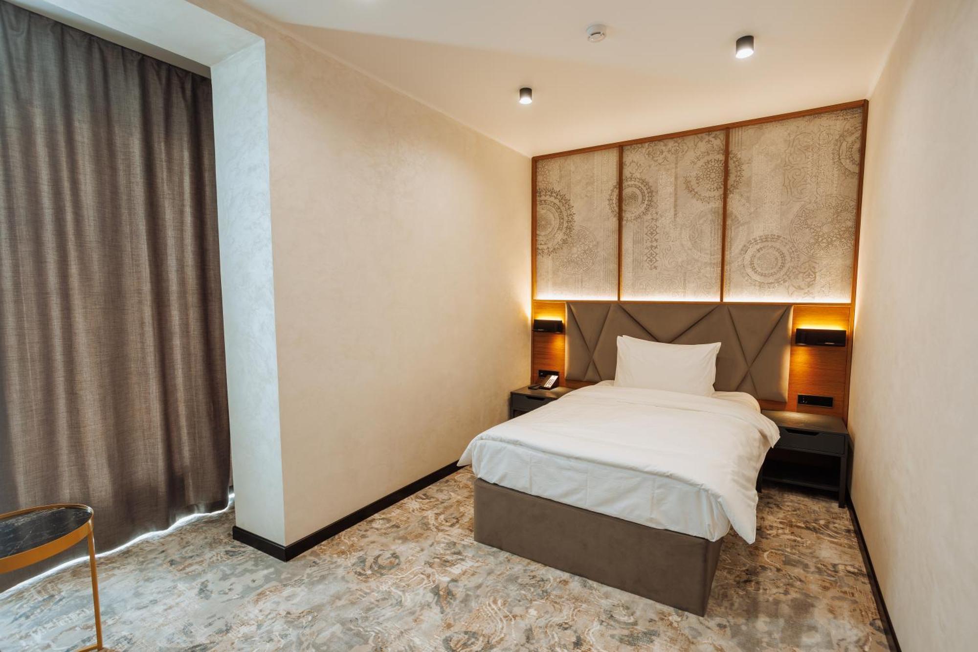 Aurum Garden Hotel Simkent Kültér fotó