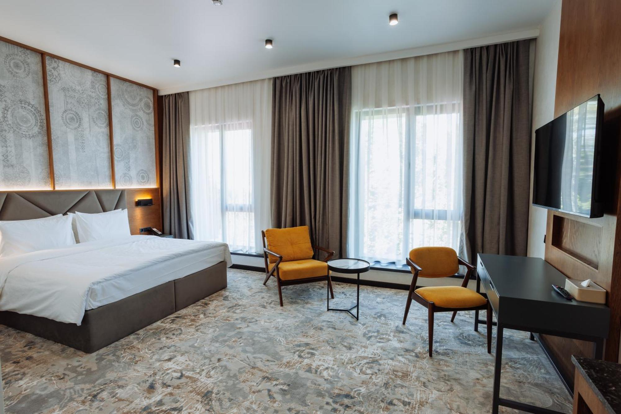 Aurum Garden Hotel Simkent Kültér fotó