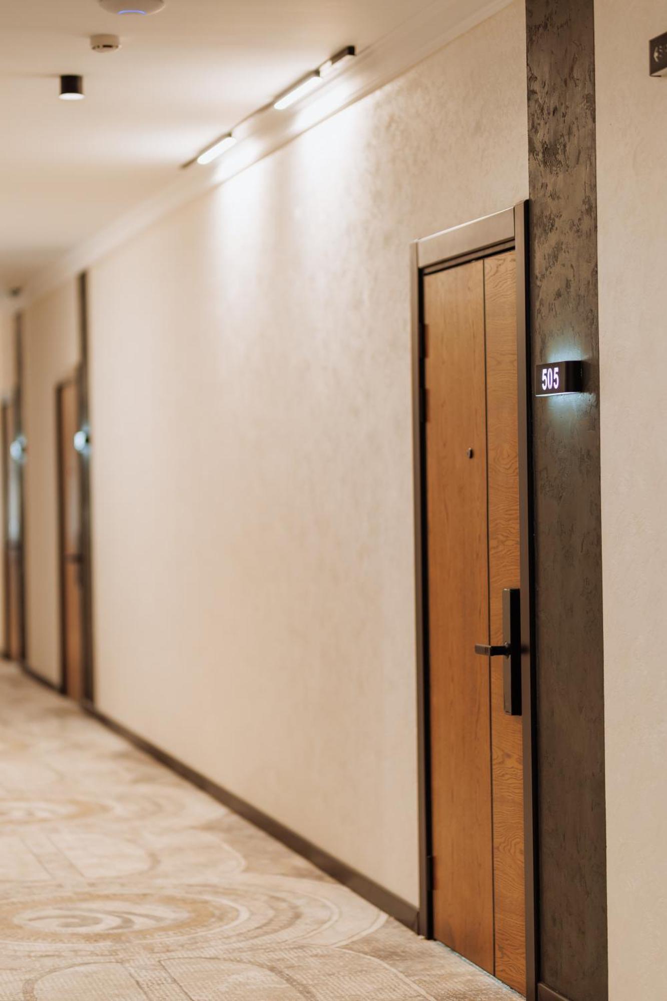 Aurum Garden Hotel Simkent Kültér fotó