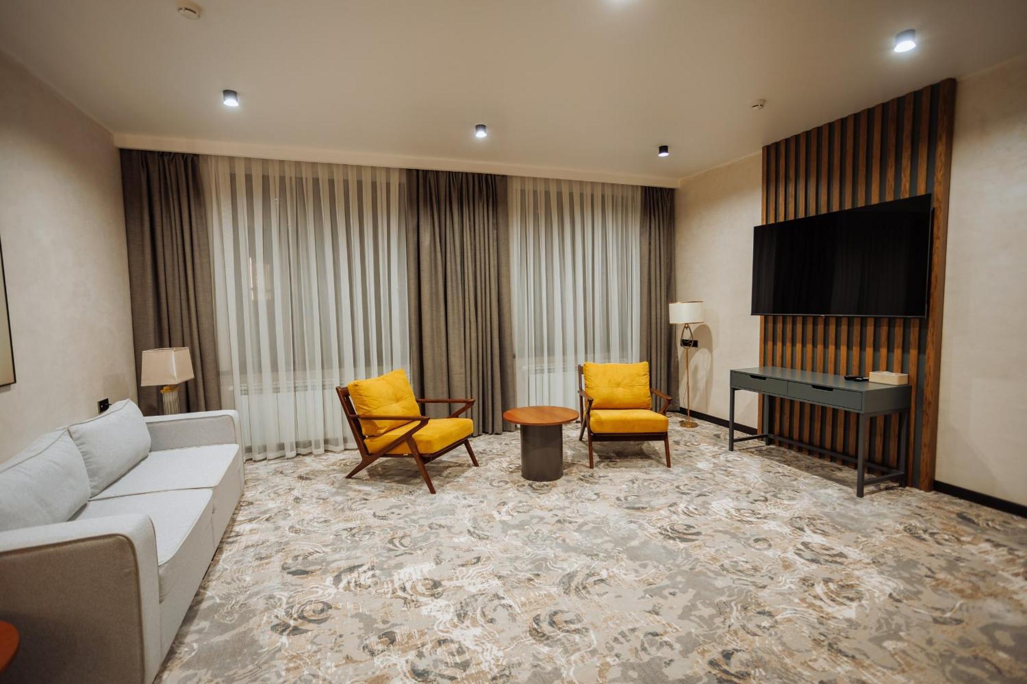 Aurum Garden Hotel Simkent Kültér fotó